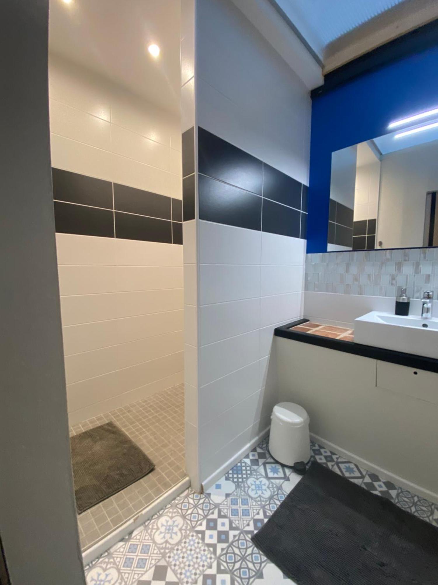 Suite Luzilloise Luzille Room photo